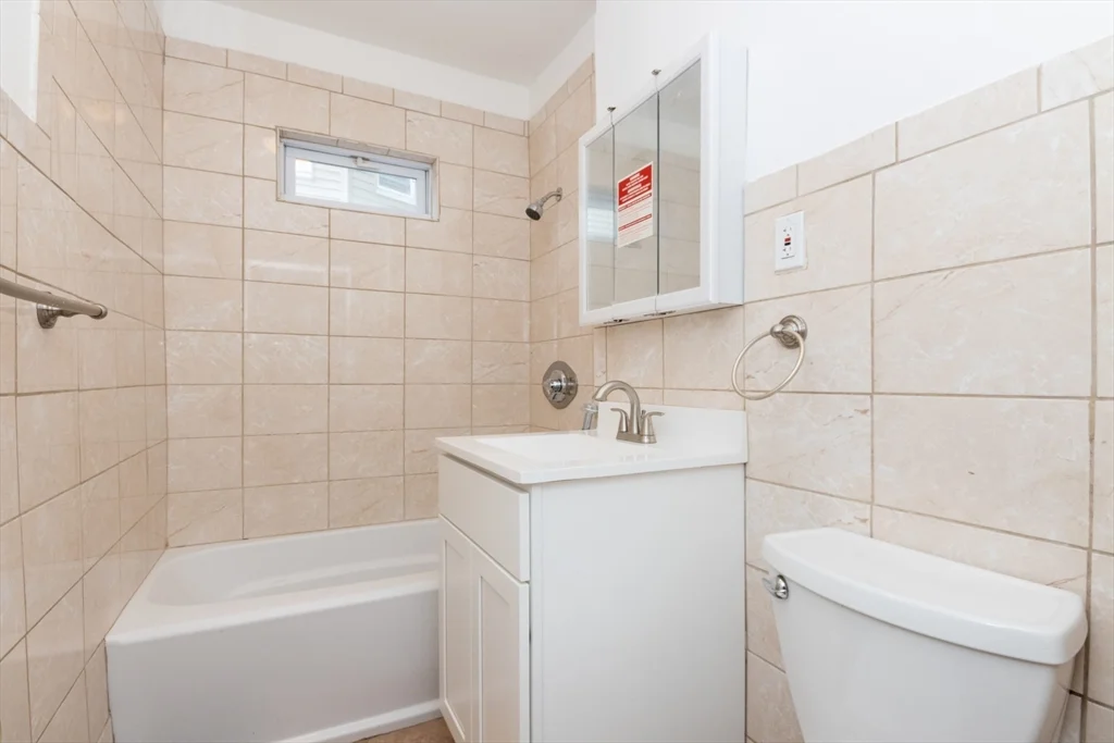 3 bed, 1 bath apartment for rent at 35 Torrey St Unit 3, Dorchester — photo 23 of 27