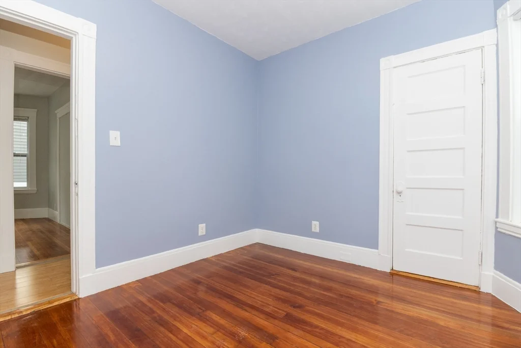 3 bed, 1 bath apartment for rent at 35 Torrey St Unit 3, Dorchester — photo 16 of 27