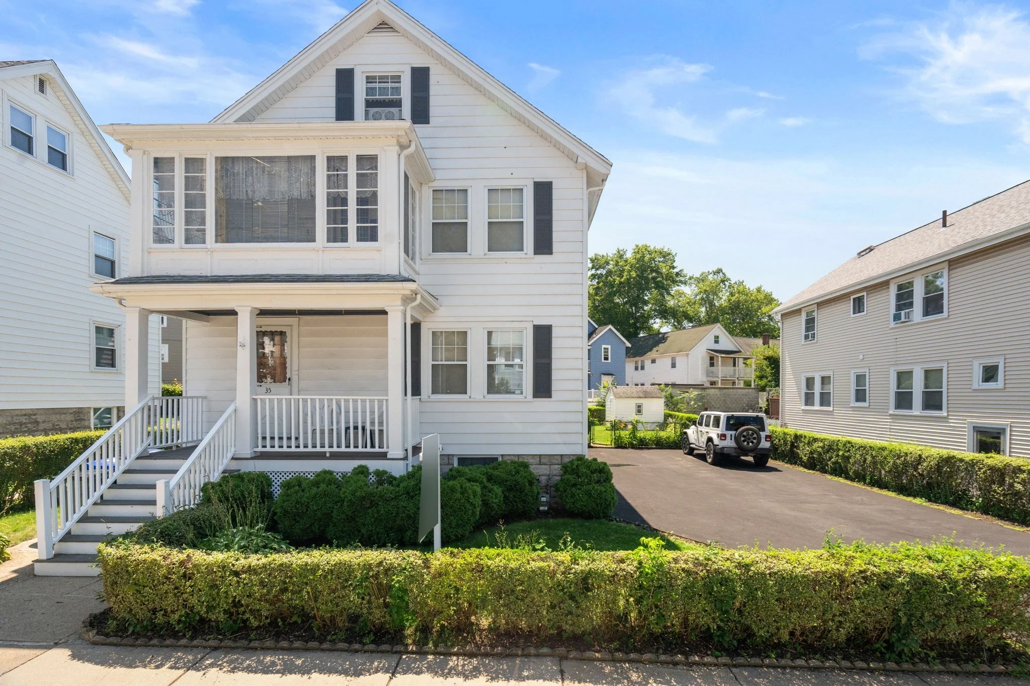 2 bed, 1 bath apartment for rent at 35 Trapelo St Unit 1, Brighton