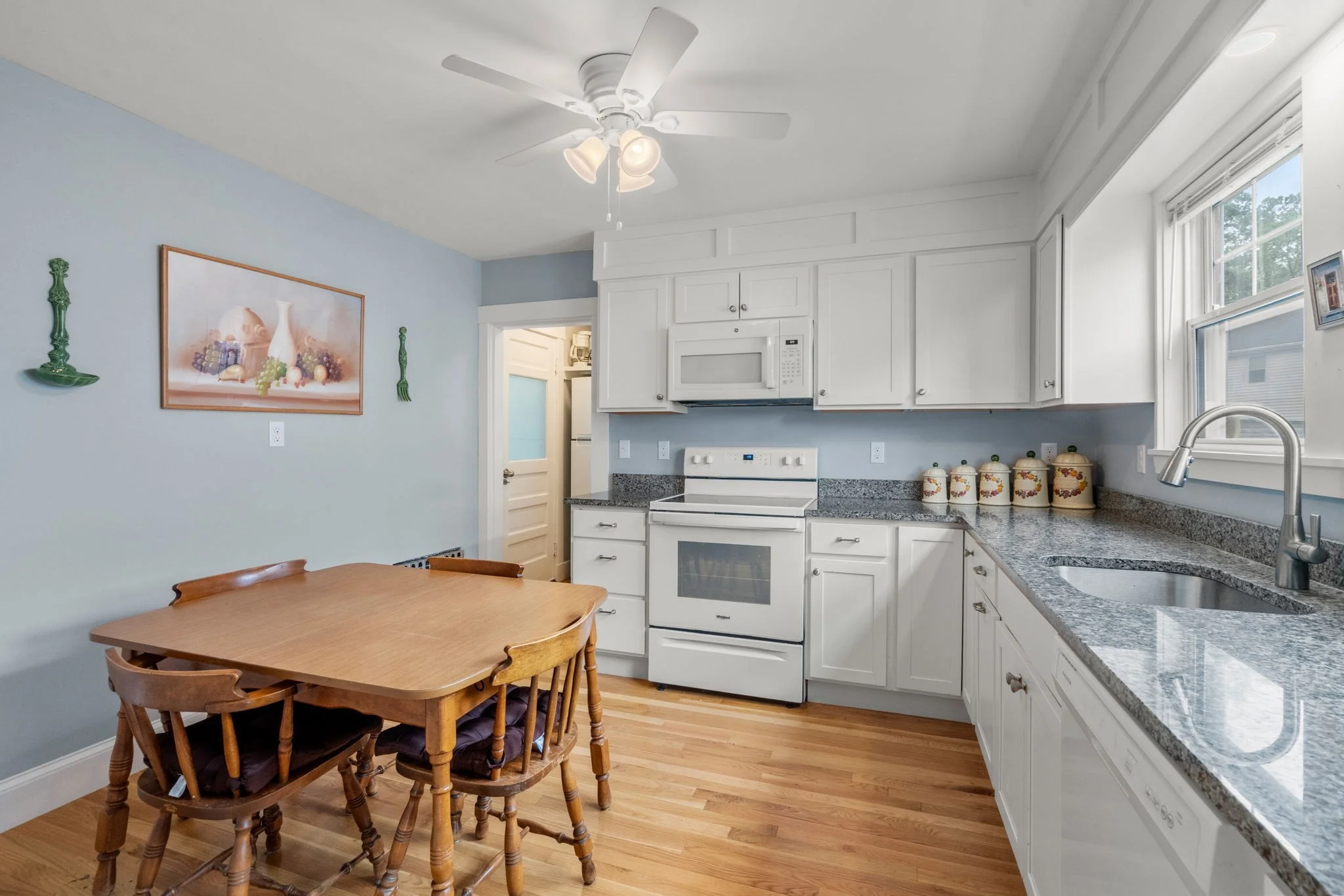 2 bed, 1 bath apartment for rent at 35 Trapelo St Unit 1, Brighton — photo 11 of 16