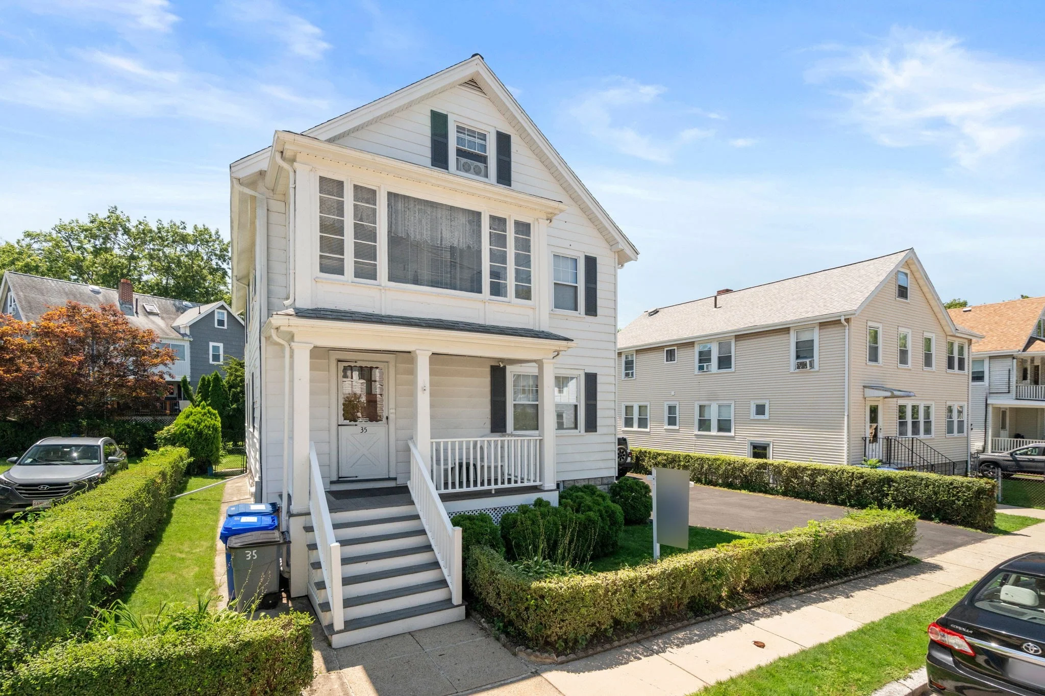 2 bed, 1 bath apartment for rent at 35 Trapelo St Unit 2, Brighton