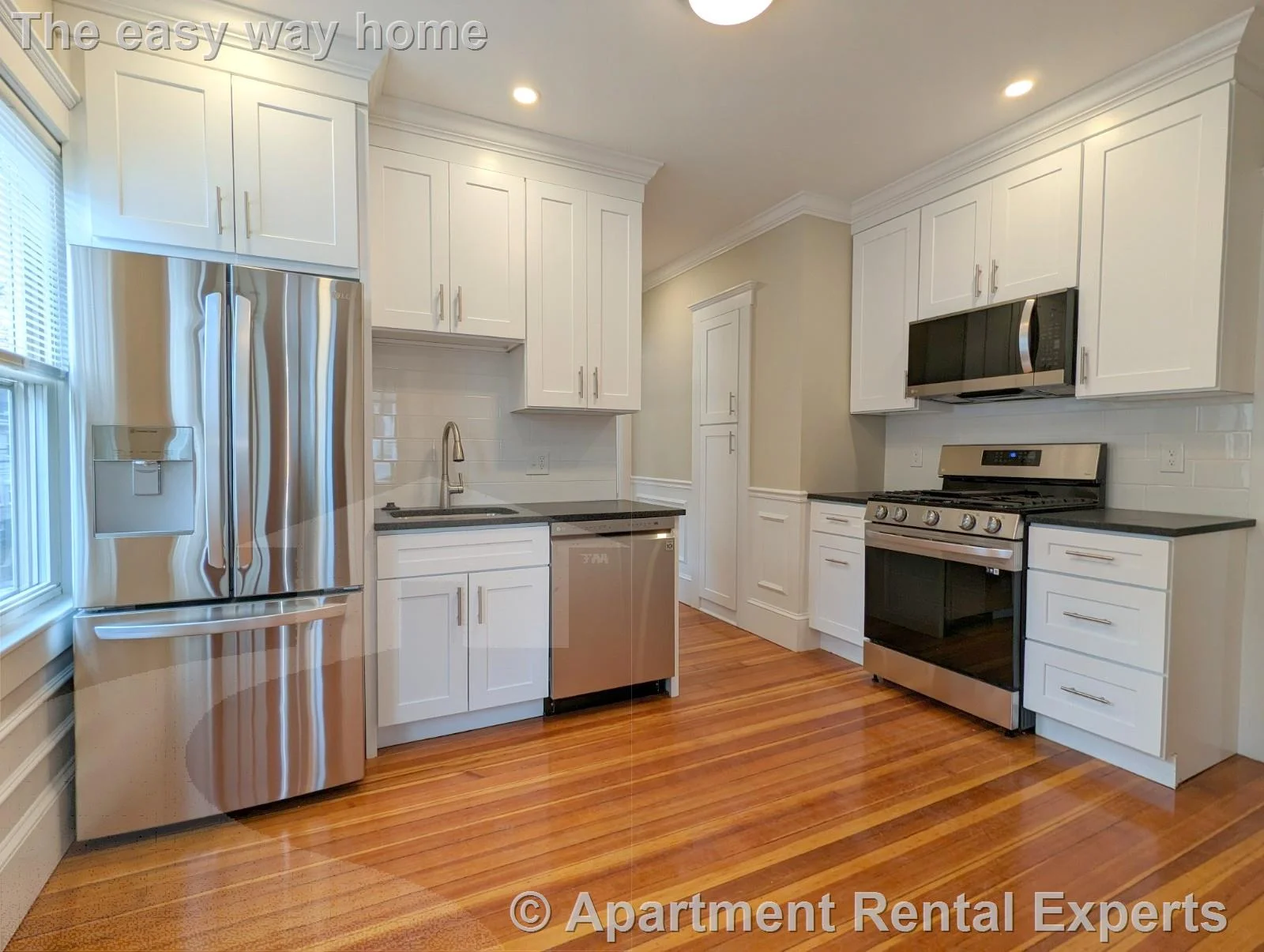 2 bed, 1 bath apartment for rent at 35 Trowbridge St, East Arlington — photo 3 of 30