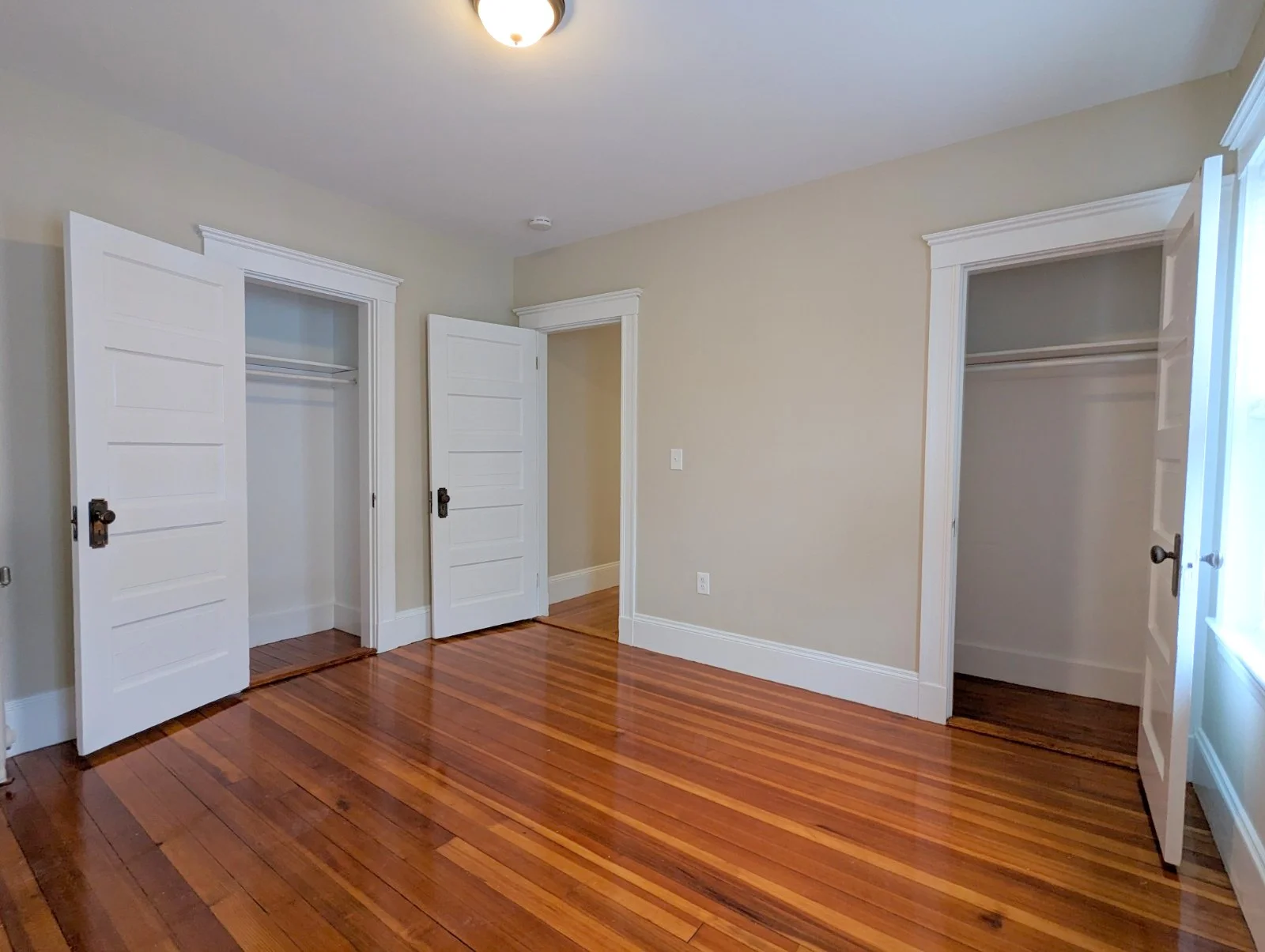 2.5 bed, 1 bath apartment for rent at 35 Trowbridge St Unit 35, Arlington — photo 23 of 29