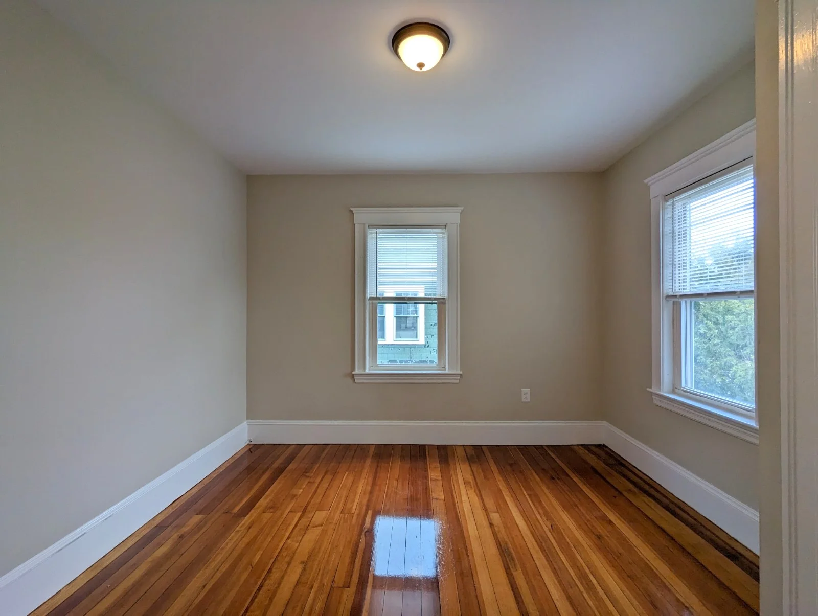2.5 bed, 1 bath apartment for rent at 35 Trowbridge St Unit 35, Arlington — photo 18 of 29