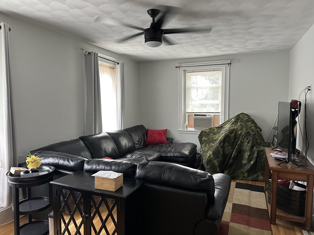 1 bed, 1 bath apartment for rent at 35 Tudor St Unit 2, Lynn — photo 19 of 20