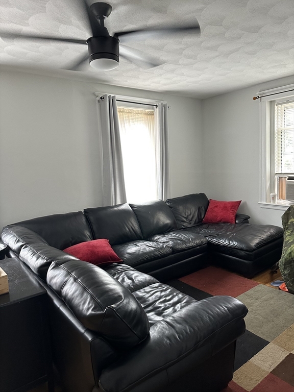 1 bed, 1 bath apartment for rent at 35 Tudor St Unit 2, Lynn — photo 18 of 20