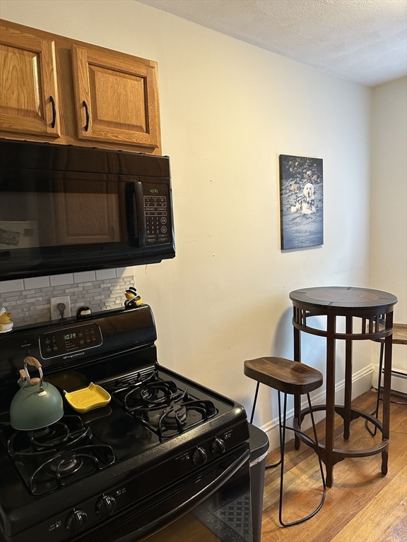 1 bed, 1 bath apartment for rent at 35 Tudor St Unit 2, Lynn — photo 8 of 20