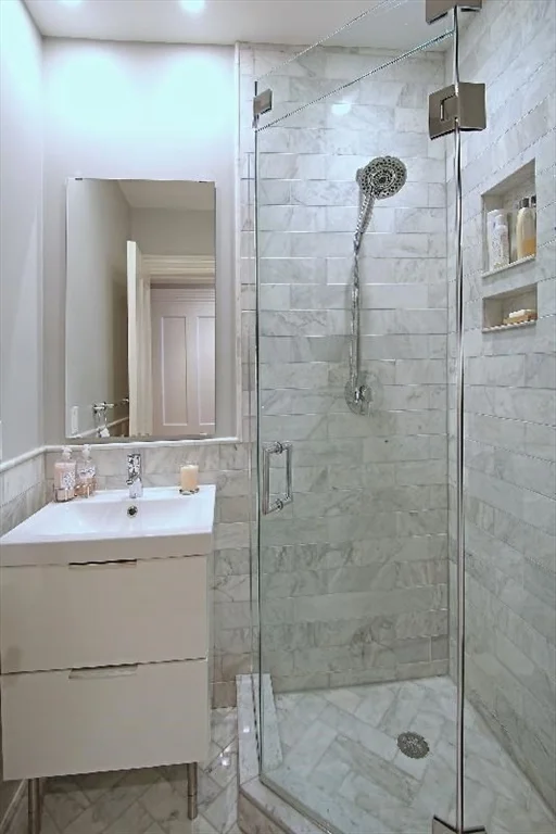 2 bed, 2 bath apartment for rent at 35 Union Park Unit 4, South End — photo 4 of 10