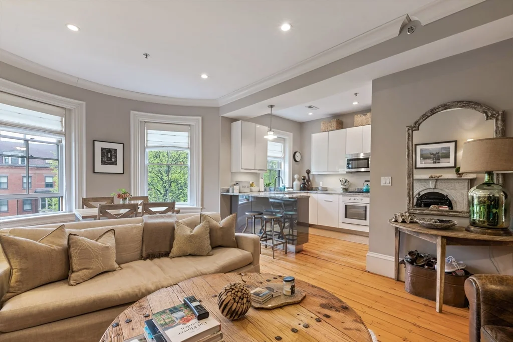 2 bed, 2 bath apartment for rent at 35 Union Park Unit 5, South End