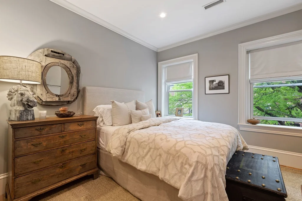 2 bed, 2 bath apartment for rent at 35 Union Park Unit 5, South End — photo 17 of 27