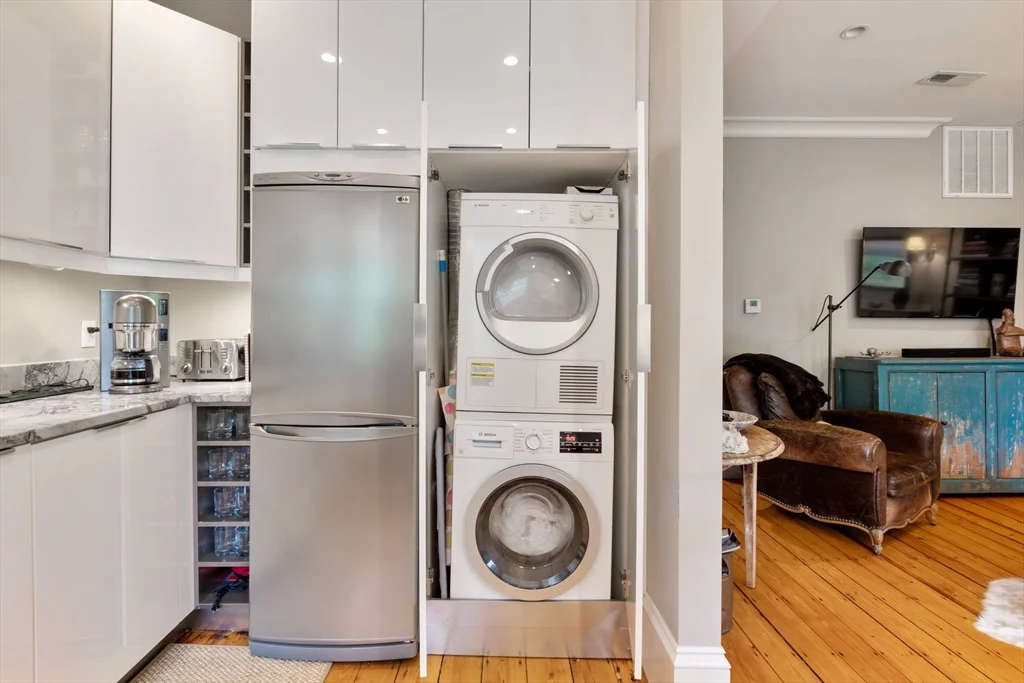 2 bed, 2 bath apartment for rent at 35 Union Park Unit 5, South End — photo 15 of 27