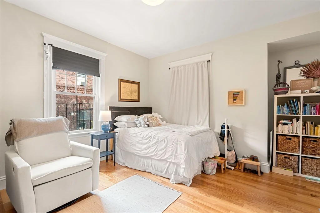 3 bed, 2 bath apartment for rent at 35 Upland Rd Unit 2, Porter Square — photo 10 of 21