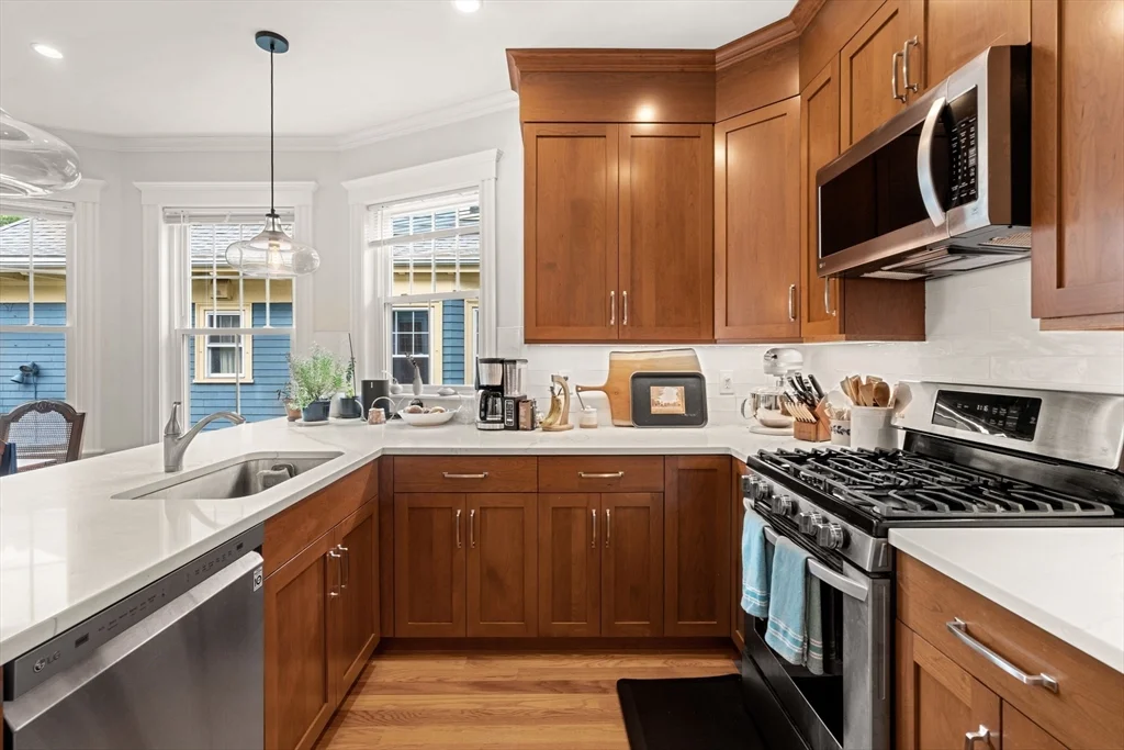 3 bed, 2 bath apartment for rent at 35 Upland Rd Unit 2, Porter Square