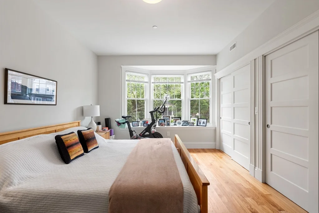 3 bed, 2 bath apartment for rent at 35 Upland Rd Unit 2, Porter Square — photo 8 of 21