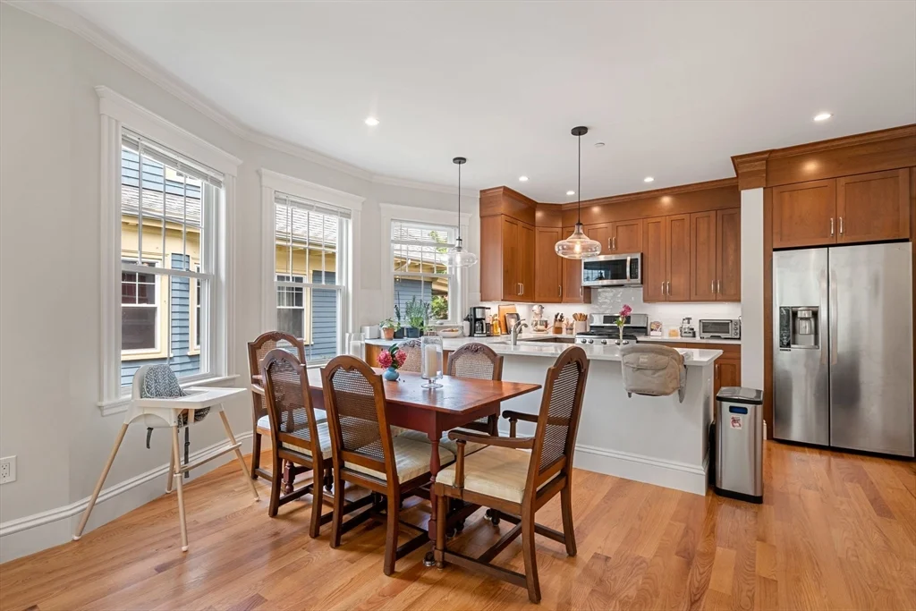 3 bed, 2 bath apartment for rent at 35 Upland Rd Unit 2, Porter Square — photo 3 of 21