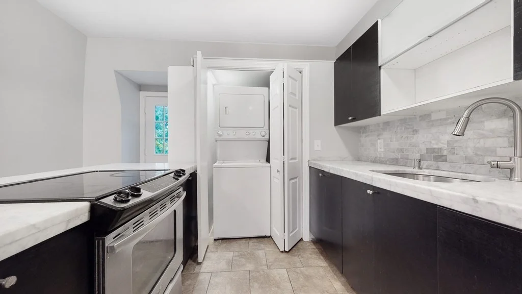 3 bed, 1 bath apartment for rent at 35 Van Winkle St Unit 3, Dorchester — photo 1 of 20