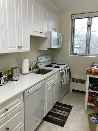 1 bed, 1 bath apartment for rent at 35 Vernon St Unit 111, Coolidge Corner