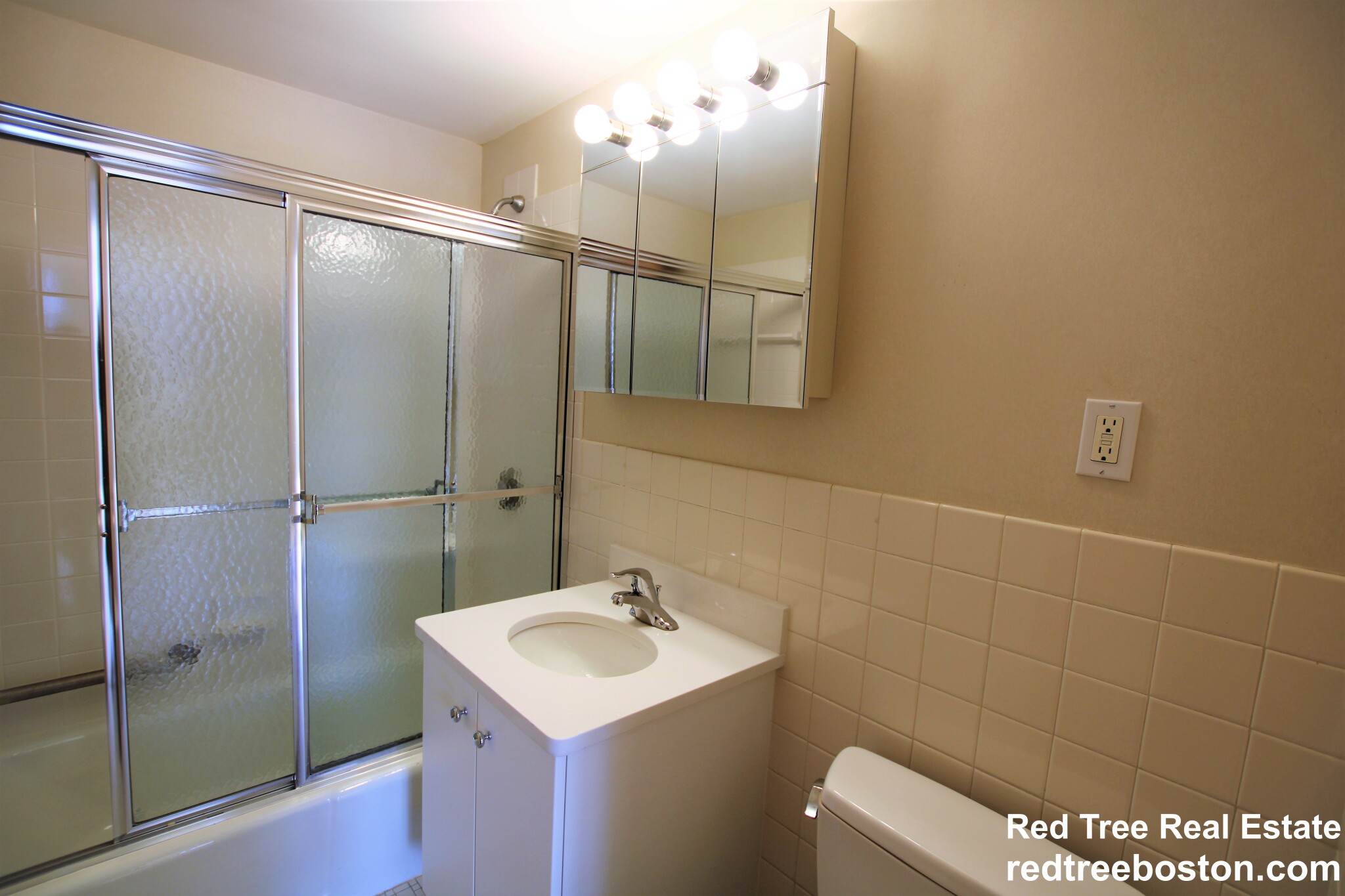 2 bed, 2 bath apartment for rent at 35 Vernon St Unit 205, Coolidge Corner — photo 23 of 25