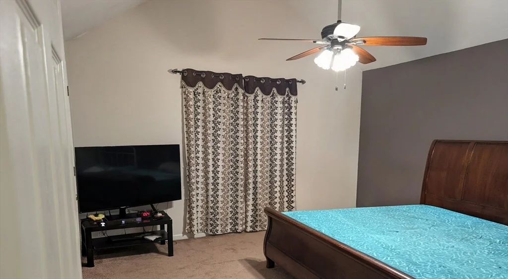 3 bed, 2 bath apartment for rent at 35 Violetwood Circle, Marlborough — photo 11 of 18