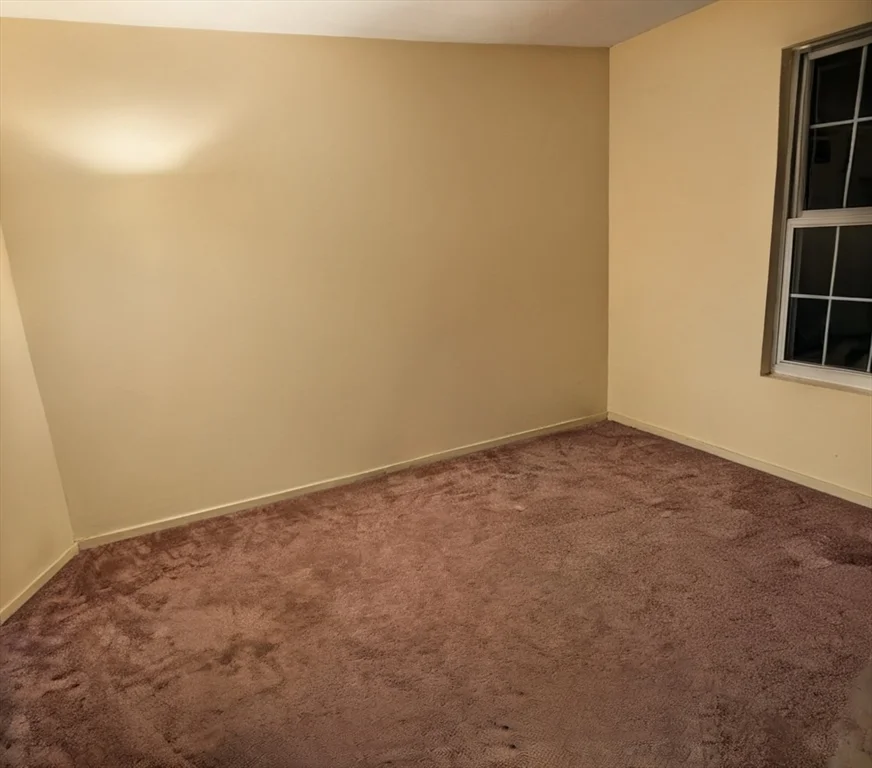3 bed, 2 bath apartment for rent at 35 Violetwood Circle, Marlborough — photo 12 of 18