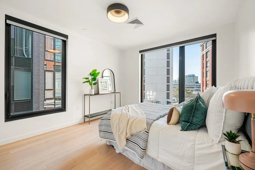 3 bed, 2 bath apartment for rent at 35 W 2nd Unit 210, South Boston — photo 15 of 35