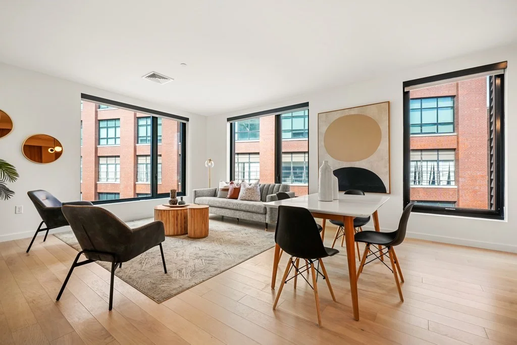 3 bed, 2 bath apartment for rent at 35 W 2nd Unit 210, South Boston — photo 2 of 35