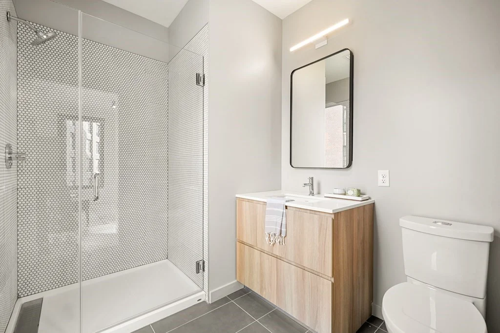 3 bed, 2 bath apartment for rent at 35 W 2nd Unit 610, South Boston — photo 26 of 35