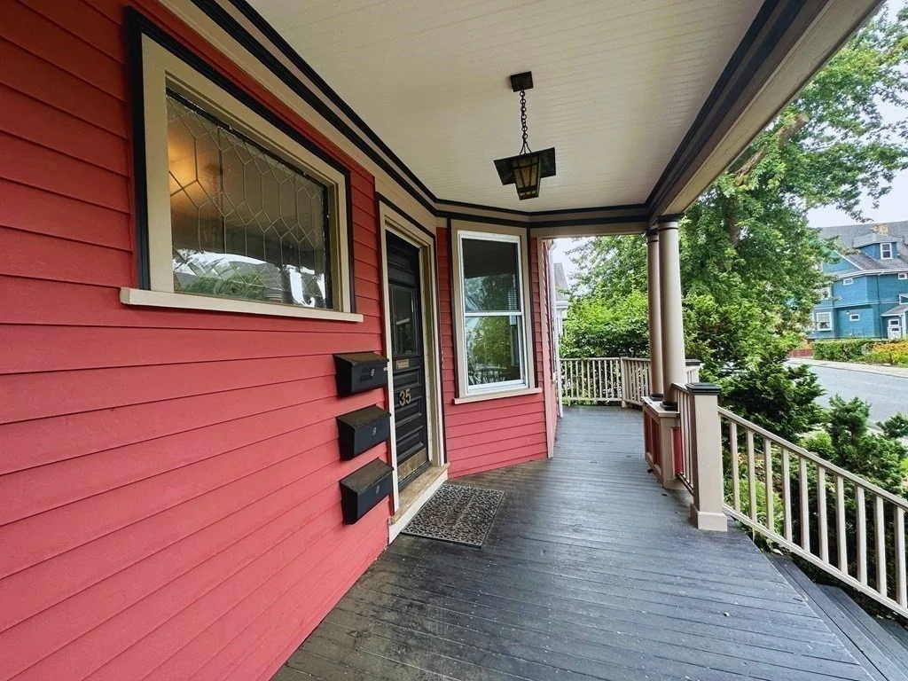 3 bed, 1 bath apartment for rent at 35 Waldeck Unit 1, Dorchester — photo 25 of 27