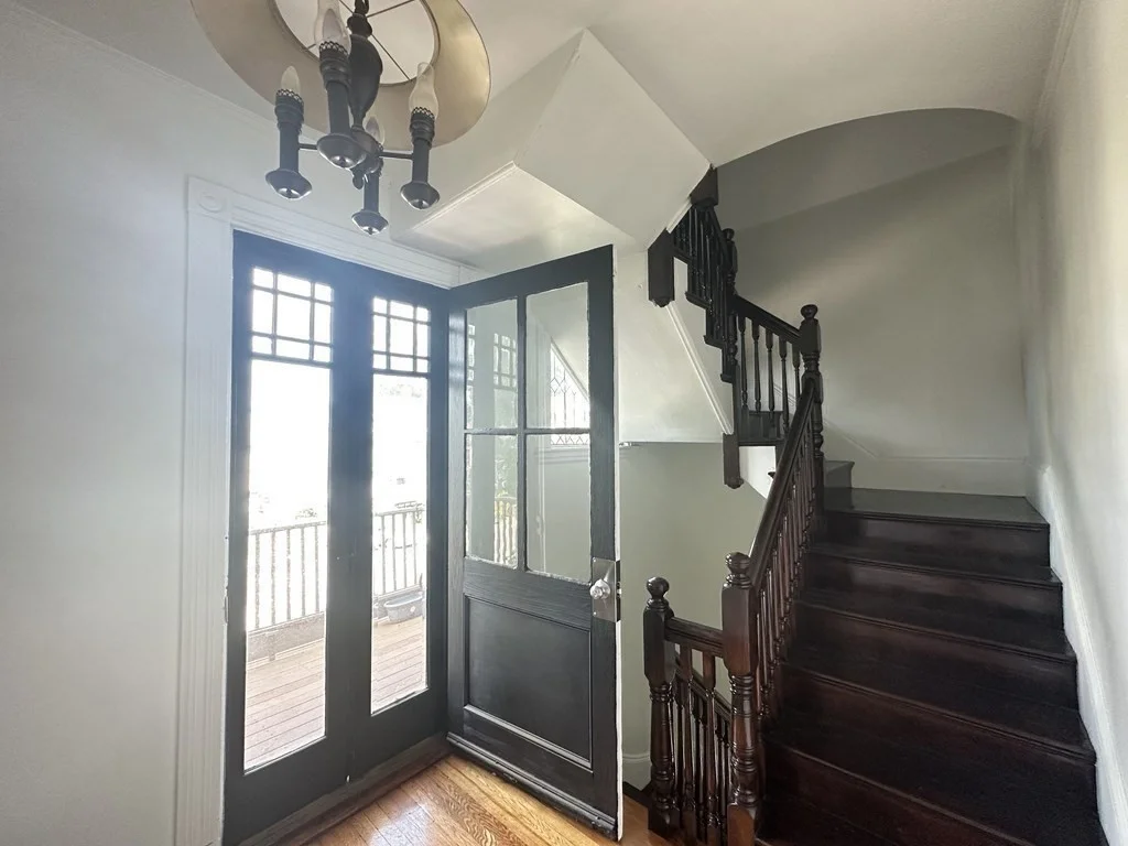 3 bed, 1 bath apartment for rent at 35 Waldeck Unit 1, Dorchester — photo 21 of 27