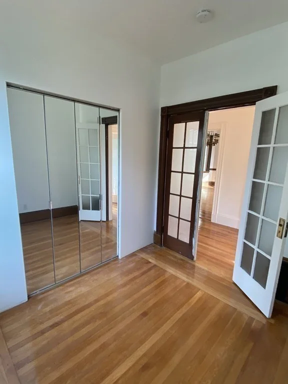 3 bed, 1 bath apartment for rent at 35 Waldeck Unit 2, Dorchester — photo 14 of 20