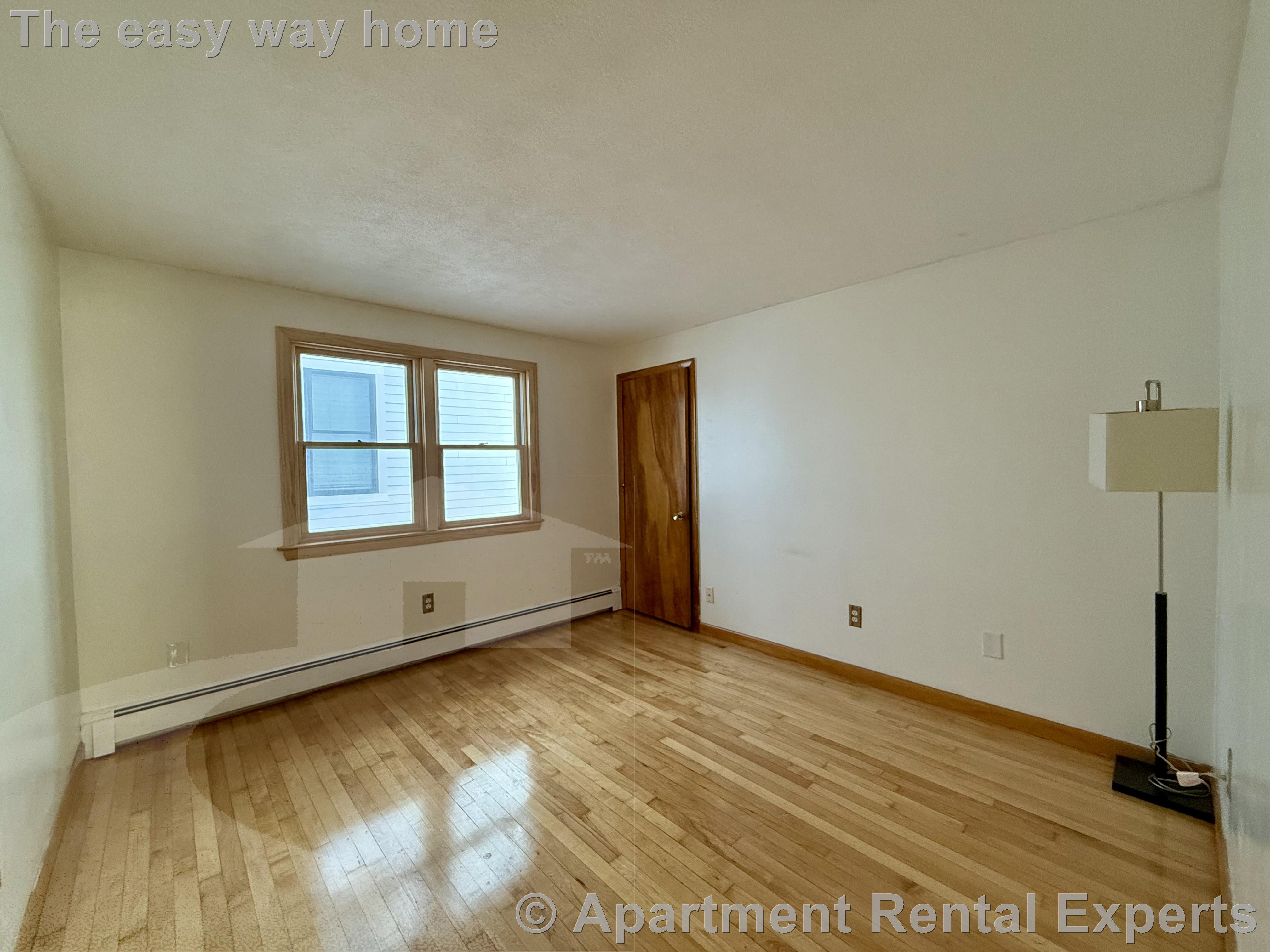 3 bed, 1 bath apartment for rent at 35 Ware St Unit 1, Teele Square — photo 10 of 12