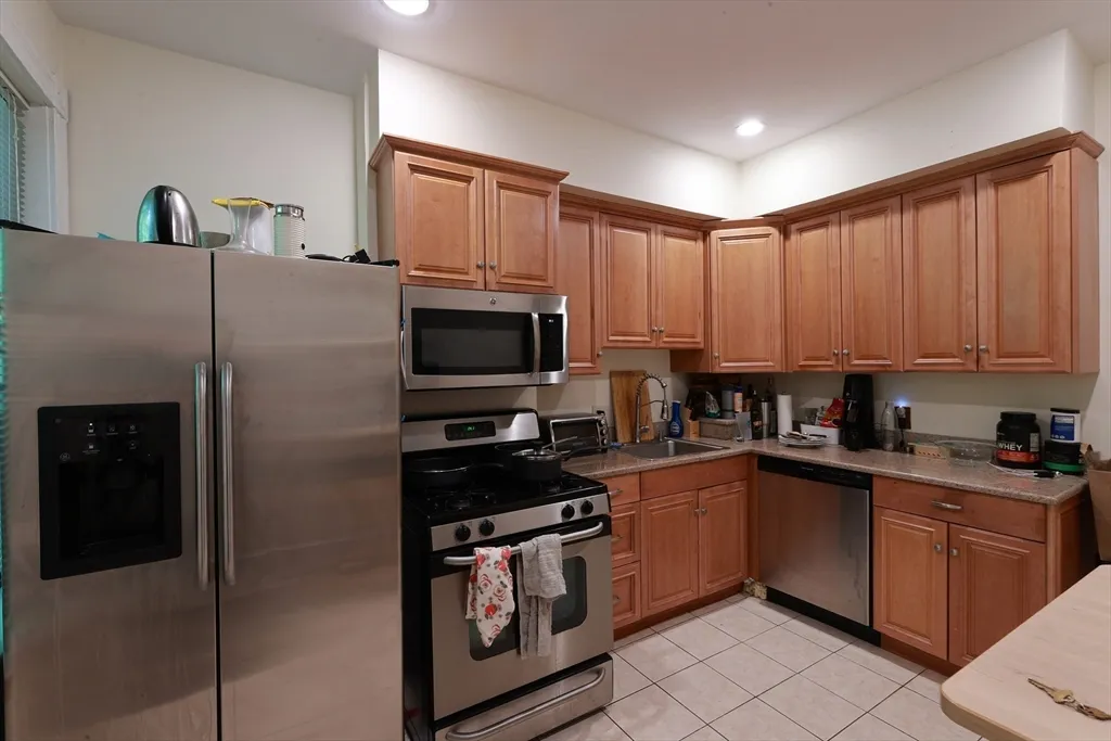 2 bed, 1 bath apartment for rent at 35 Westbourne Ter Unit 2, Corey Hill — photo 20 of 26