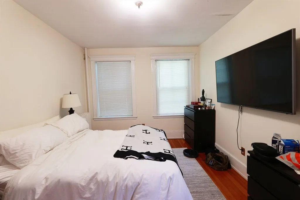 2 bed, 1 bath apartment for rent at 35 Westbourne Ter Unit 2, Corey Hill — photo 12 of 26
