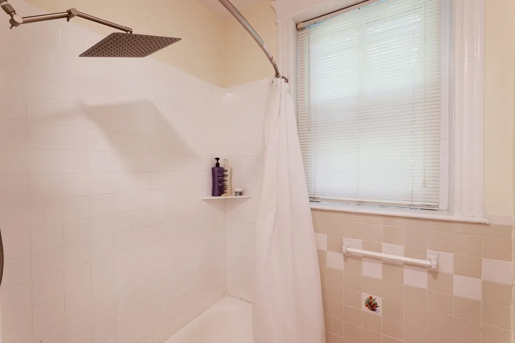 2 bed, 1 bath apartment for rent at 35 Westbourne Ter Unit 2, Corey Hill — photo 15 of 26
