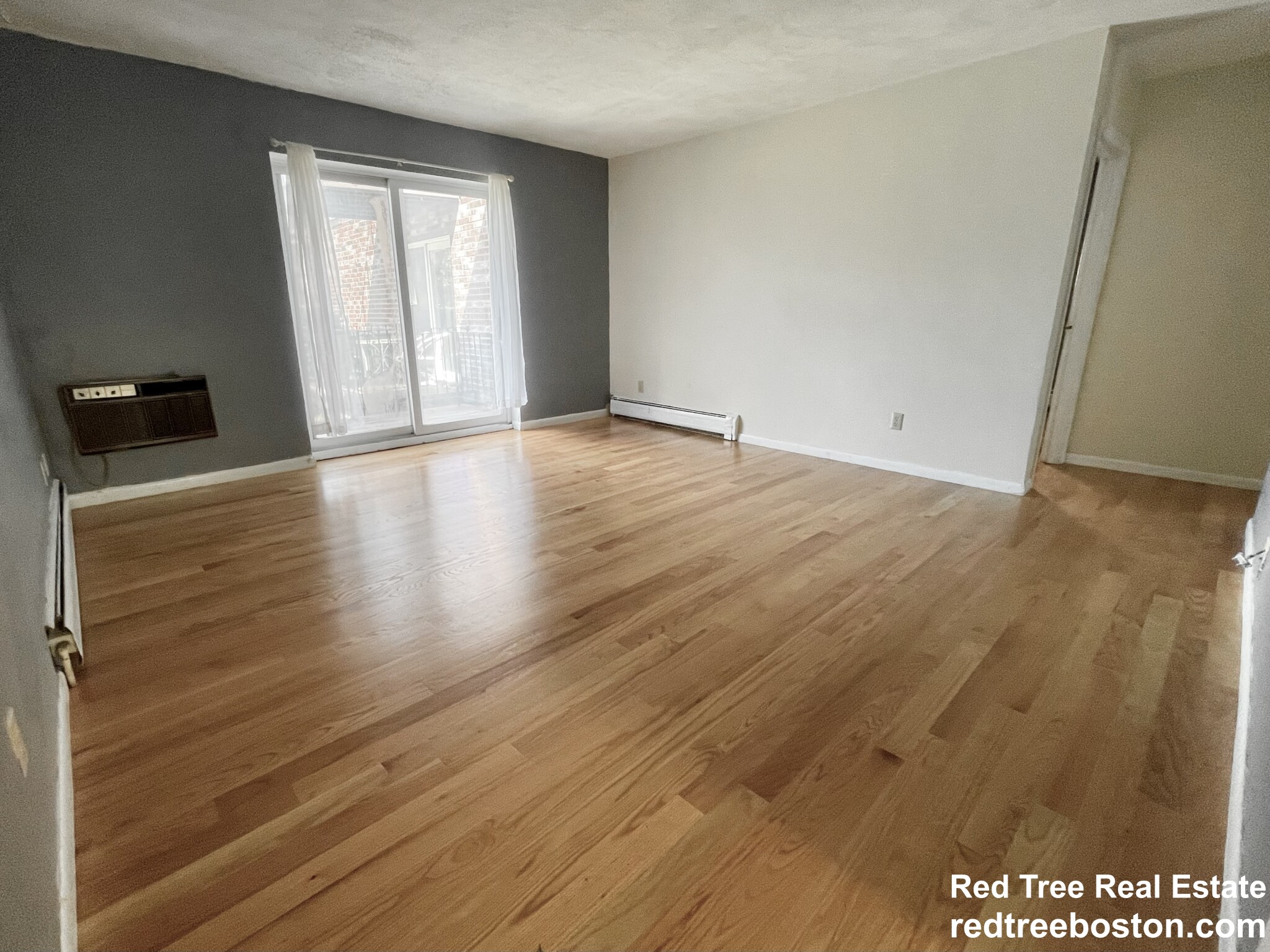2 bed, 1 bath apartment for rent at 35 Westgate Rd Unit 4, Chestnut Hill — photo 3 of 30