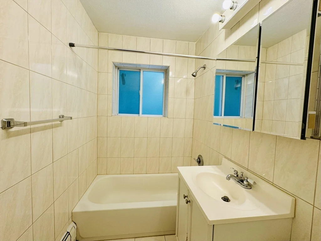 2 bed, 1 bath apartment for rent at 35 Westgate Rd Unit 6, Chestnut Hill — photo 27 of 28
