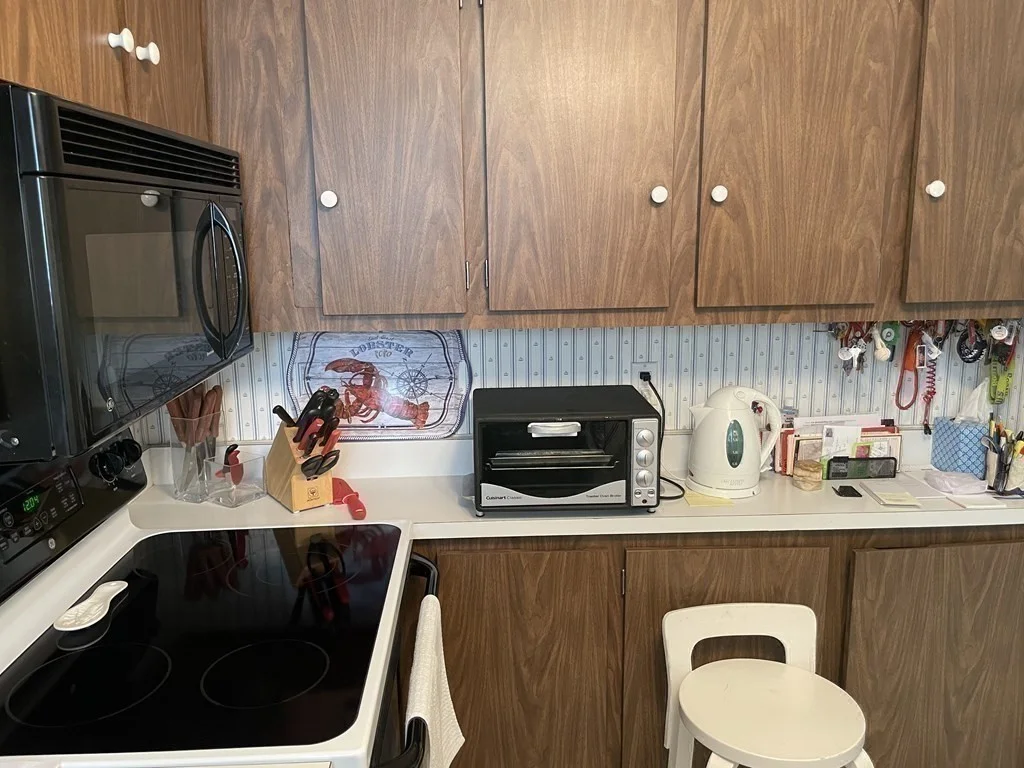 1 bed, 1 bath apartment for rent at 35 Wharf Path Unit A, Marblehead — photo 9 of 24