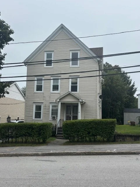 2 bed, 1 bath apartment for rent at 35 Whipple St Unit 3, Worcester — photo 1 of 7