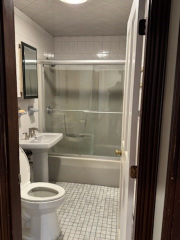 2 bed, 1 bath apartment for rent at 35 Williams Ave Unit 1, Hyde Park — photo 7 of 18