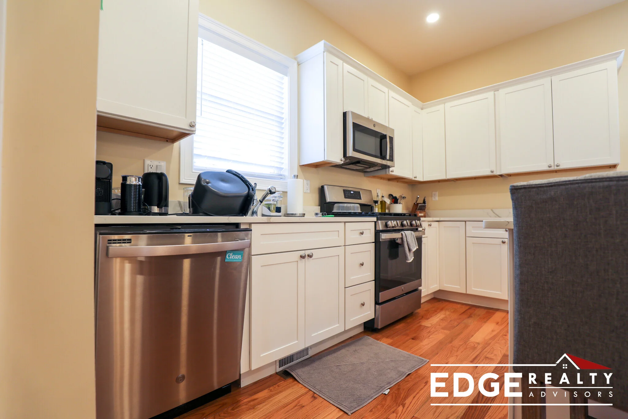 2 bed, 2 bath apartment for rent at 35 Winship St Unit 1, Brighton — photo 2 of 10