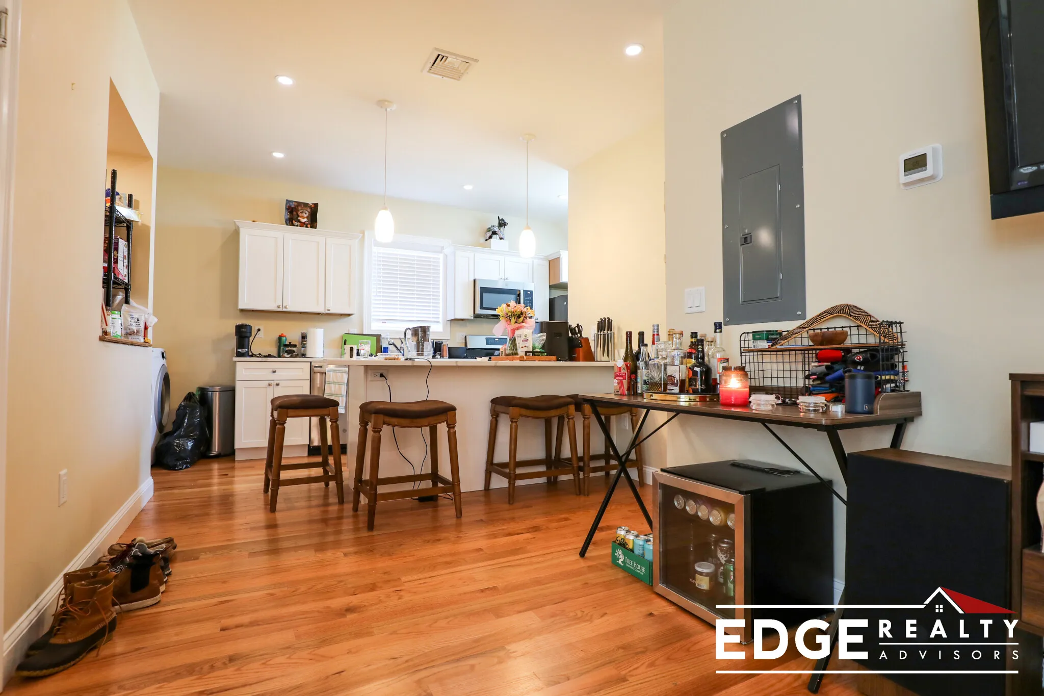 4 bed, 3 bath apartment for rent at 35 Winship St Unit 2, Brighton