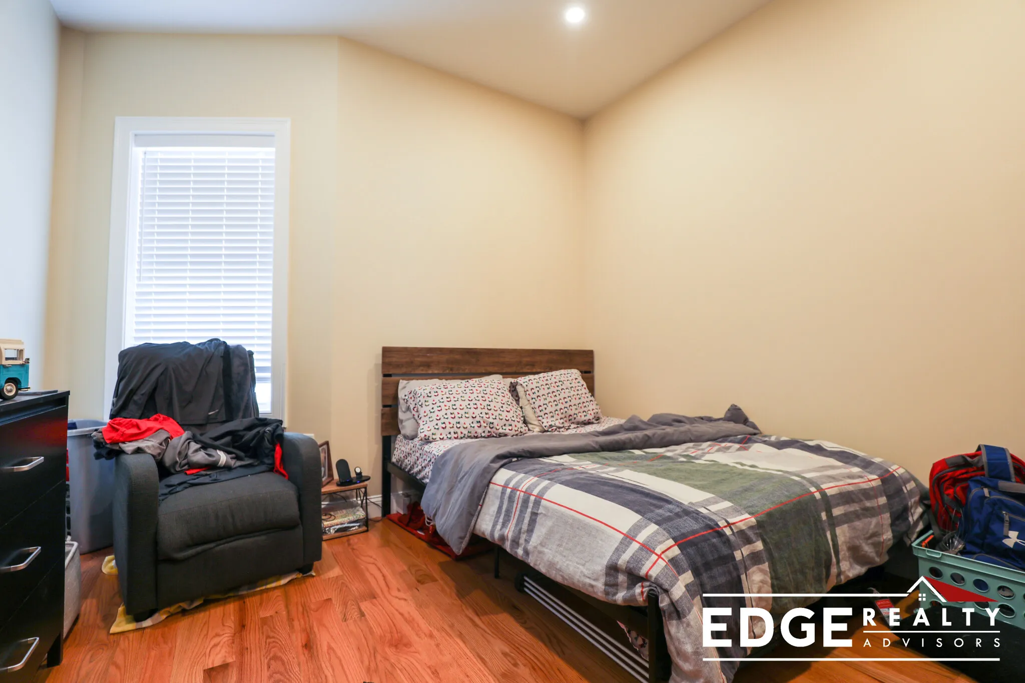 4 bed, 3 bath apartment for rent at 35 Winship St Unit 2, Brighton — photo 7 of 16