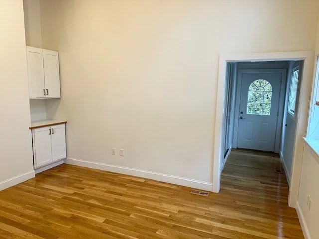 1 bed, 1 bath apartment for rent at 35 Woekel Cir, Pelham — photo 5 of 8