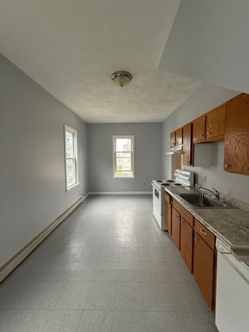 2 bed, 1 bath apartment for rent at 35 Wolcott Unit 2, Malden — photo 7 of 19
