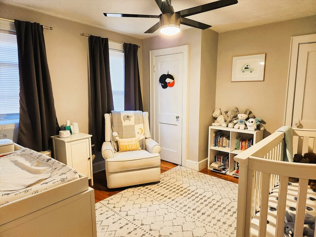 3 bed, 1 bath apartment for rent at 35 Woodstock Ave Unit 35, Brighton — photo 6 of 9