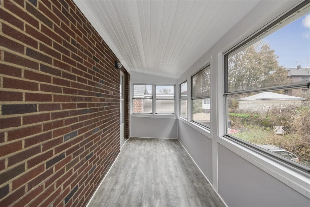 3 bed, 1 bath apartment for rent at 35 Woodstock Ave Unit 35, Brighton — photo 8 of 9