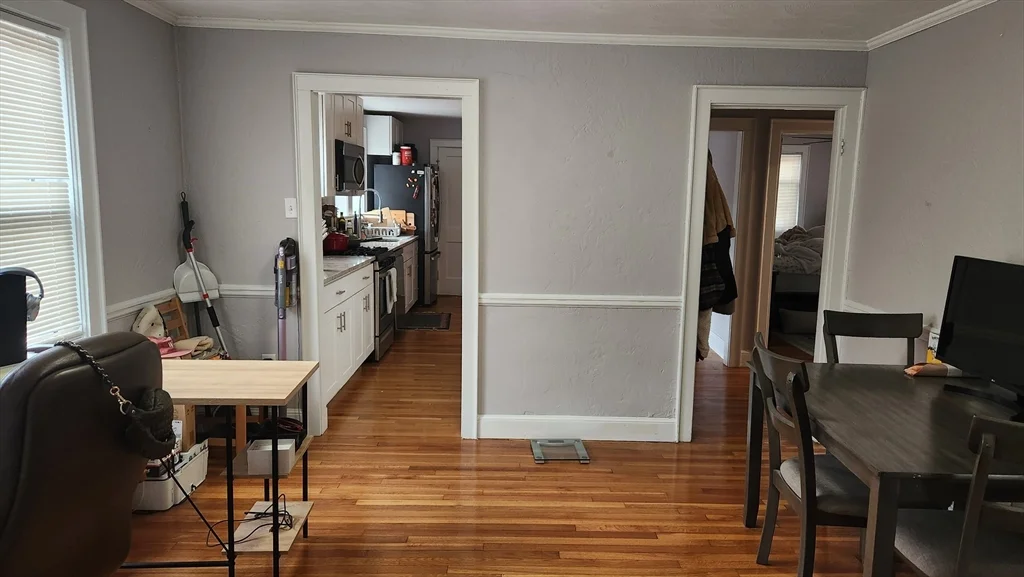3 bed, 1 bath apartment for rent at 35 Woodstock Ave Unit 35, Brighton — photo 2 of 9