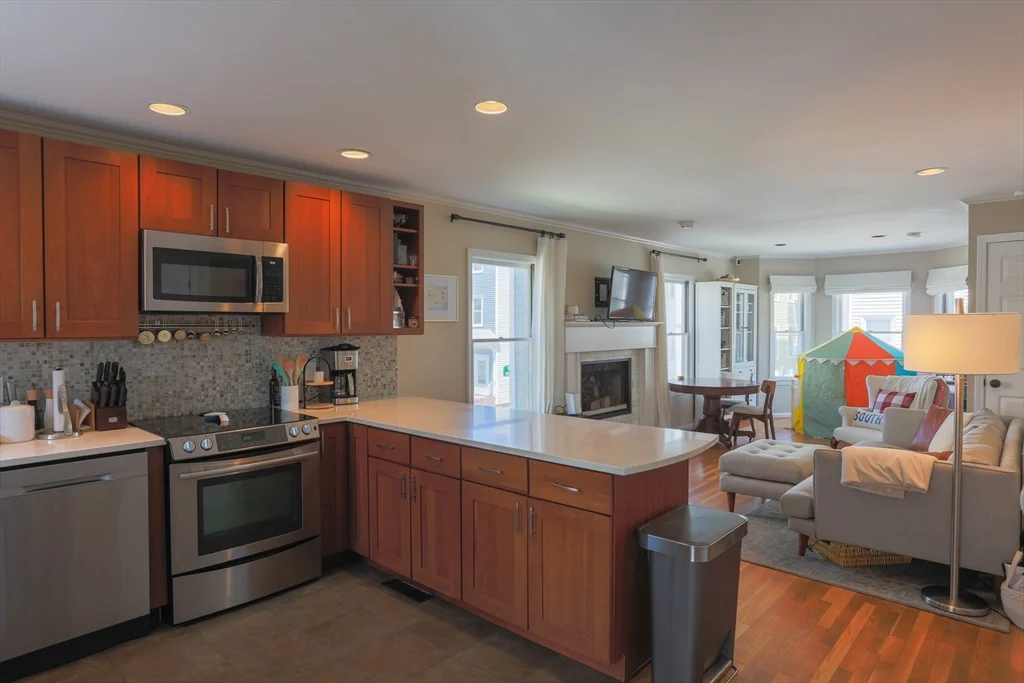 2 bed, 1.5 bath apartment for rent at 35 Woodward St Unit 3, South Boston — photo 4 of 18