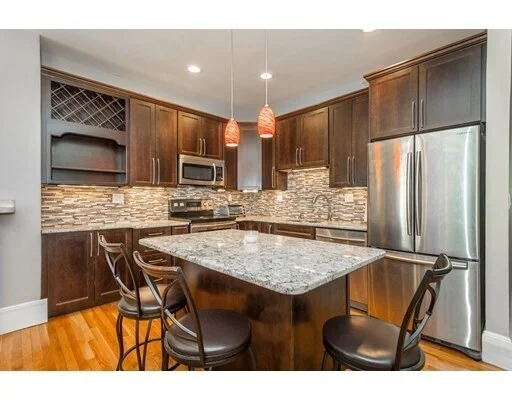 2 bed, 1 bath apartment for rent at 35 Worcester Sq Unit 4, South End — photo 2 of 9