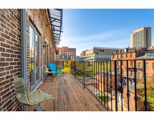 2 bed, 1 bath apartment for rent at 35 Worcester Sq Unit 4, South End — photo 7 of 9